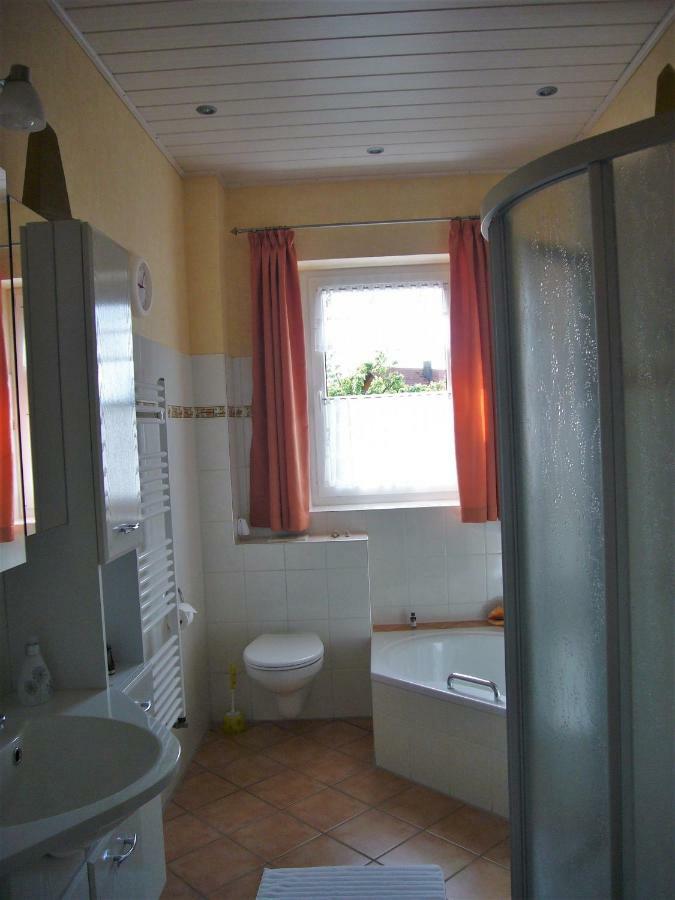 Ferienwohnung Im Alten Schulhaus - Keine Monteure Plech Eksteriør billede